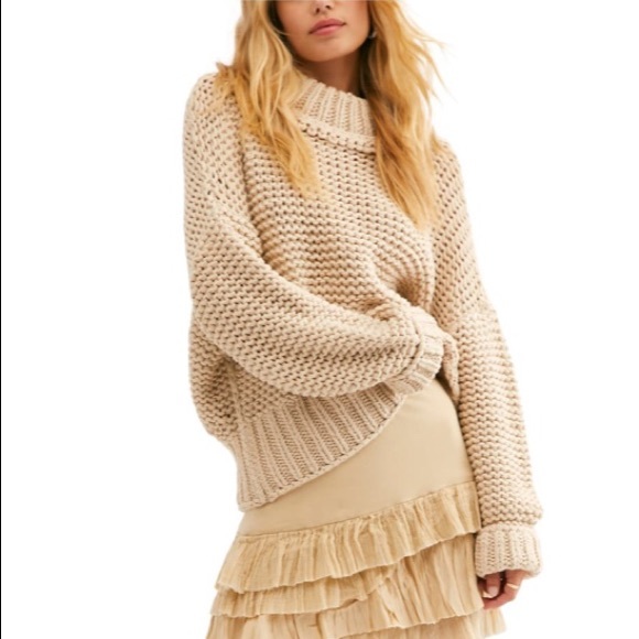 Free People Sweaters - Gorgeous sweater